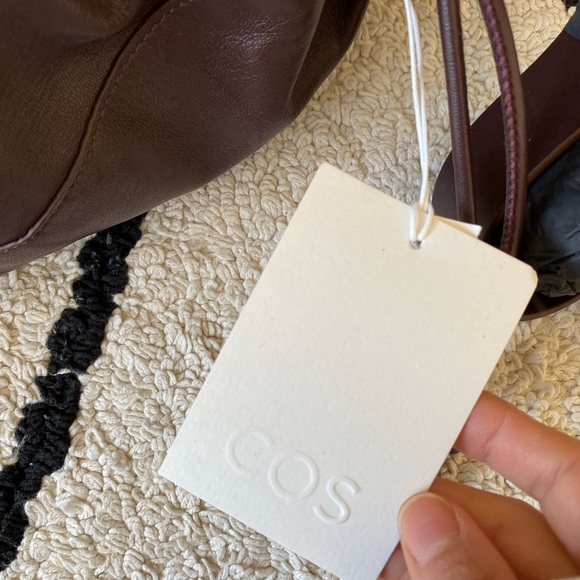 COS cavatelli Clutch - burgundy Leather - Picture 4 of 5